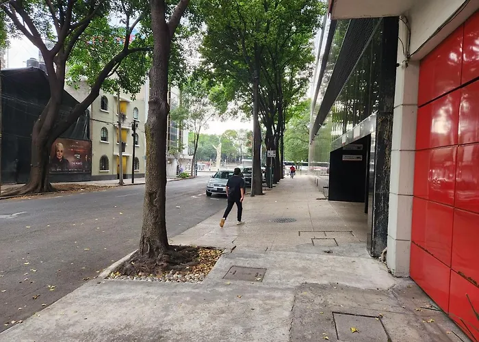 Depaartamento Moderno A Tan Solo 30 Metros De Av. Reforma México DF